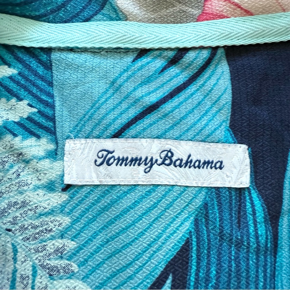 Tommy Bahama men silk shirt size XL - Picture 2 of 6